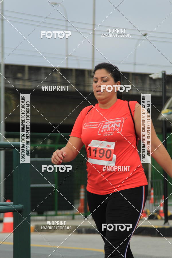Buy your photos of the eventSantander Track & Field Run Series - Shopping Tambor on Fotop