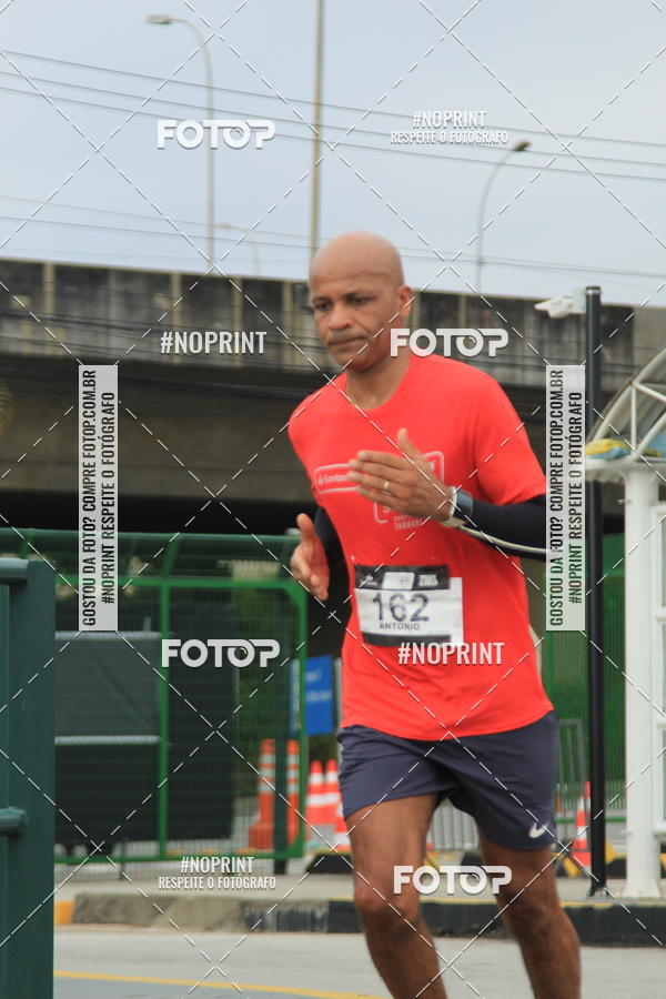 Buy your photos of the eventSantander Track & Field Run Series - Shopping Tambor on Fotop