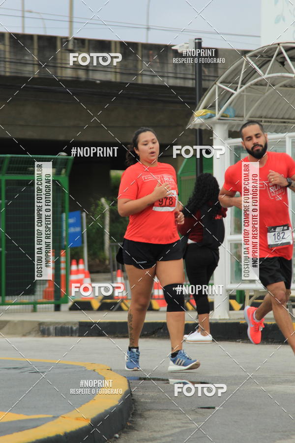 Buy your photos of the eventSantander Track & Field Run Series - Shopping Tambor on Fotop