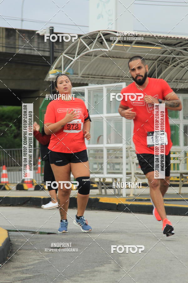 Buy your photos of the eventSantander Track & Field Run Series - Shopping Tambor on Fotop
