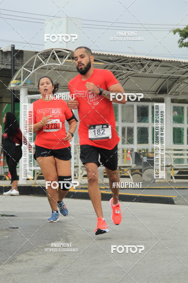 Buy your photos of the eventSantander Track & Field Run Series - Shopping Tambor on Fotop