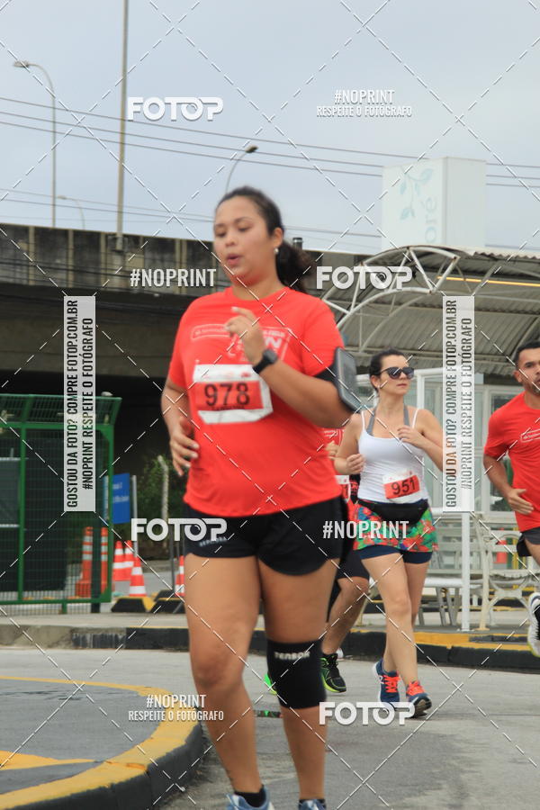 Buy your photos of the eventSantander Track & Field Run Series - Shopping Tambor on Fotop