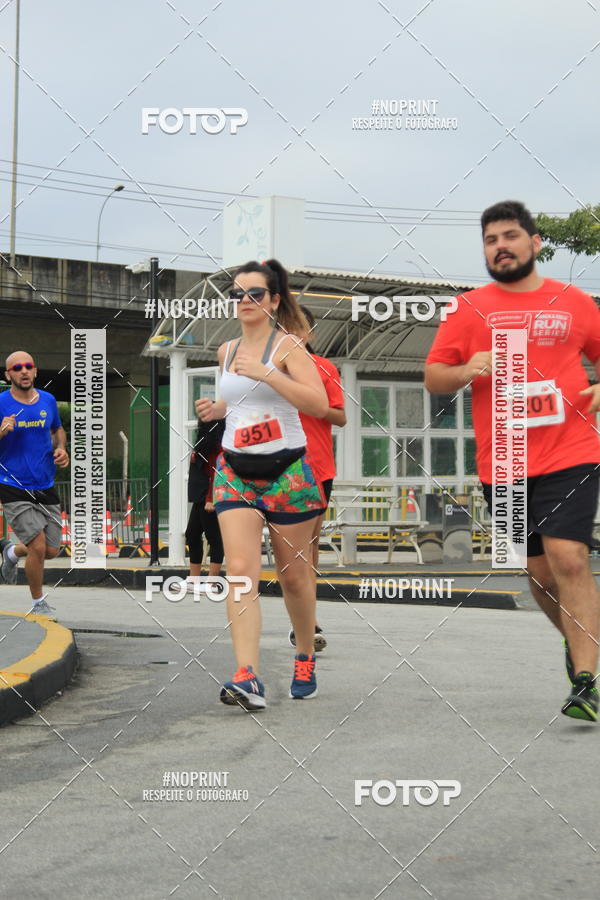 Buy your photos of the eventSantander Track & Field Run Series - Shopping Tambor on Fotop