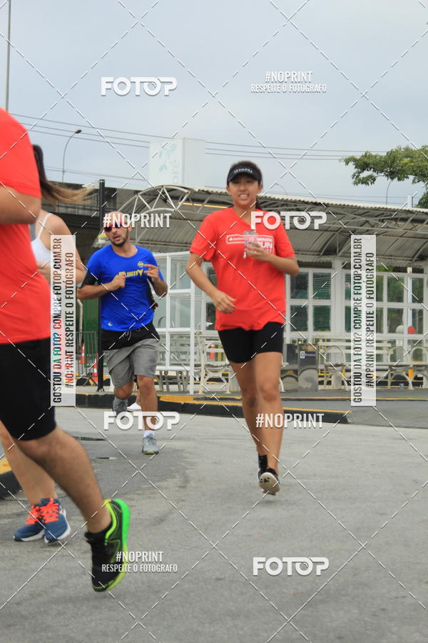 Buy your photos of the eventSantander Track & Field Run Series - Shopping Tambor on Fotop
