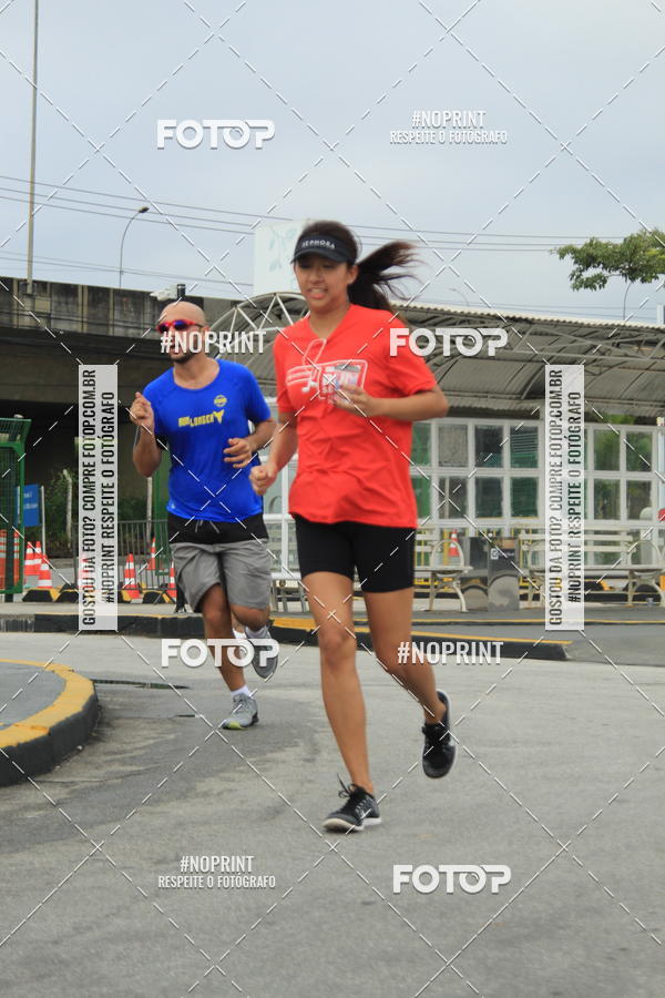 Buy your photos of the eventSantander Track & Field Run Series - Shopping Tambor on Fotop