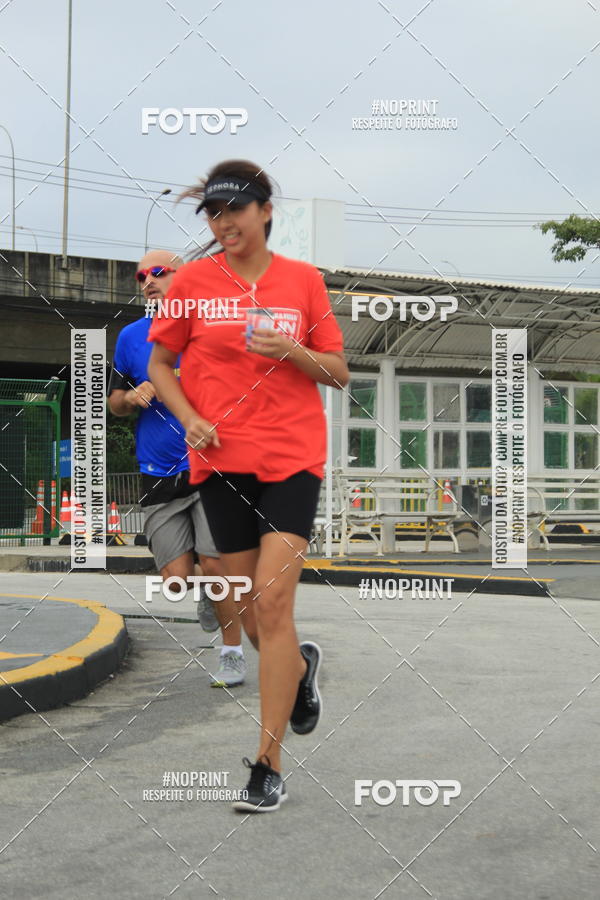 Buy your photos of the eventSantander Track & Field Run Series - Shopping Tambor on Fotop