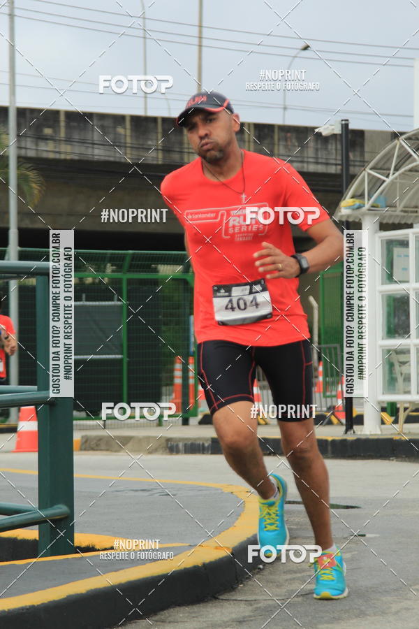 Buy your photos of the eventSantander Track & Field Run Series - Shopping Tambor on Fotop