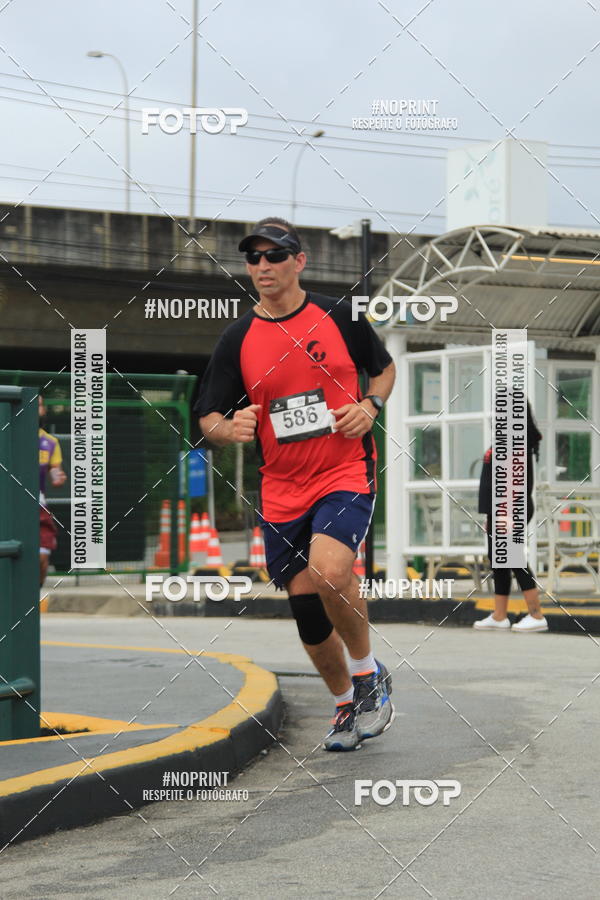 Buy your photos of the eventSantander Track & Field Run Series - Shopping Tambor on Fotop
