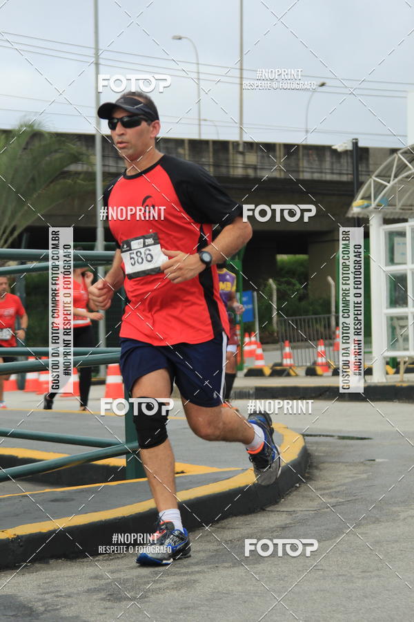 Buy your photos of the eventSantander Track & Field Run Series - Shopping Tambor on Fotop