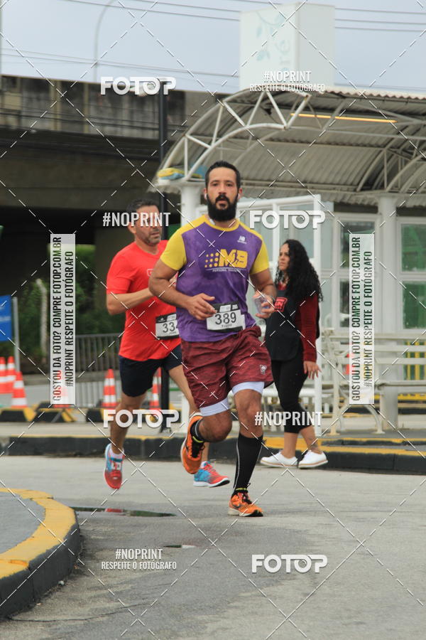 Buy your photos of the eventSantander Track & Field Run Series - Shopping Tambor on Fotop