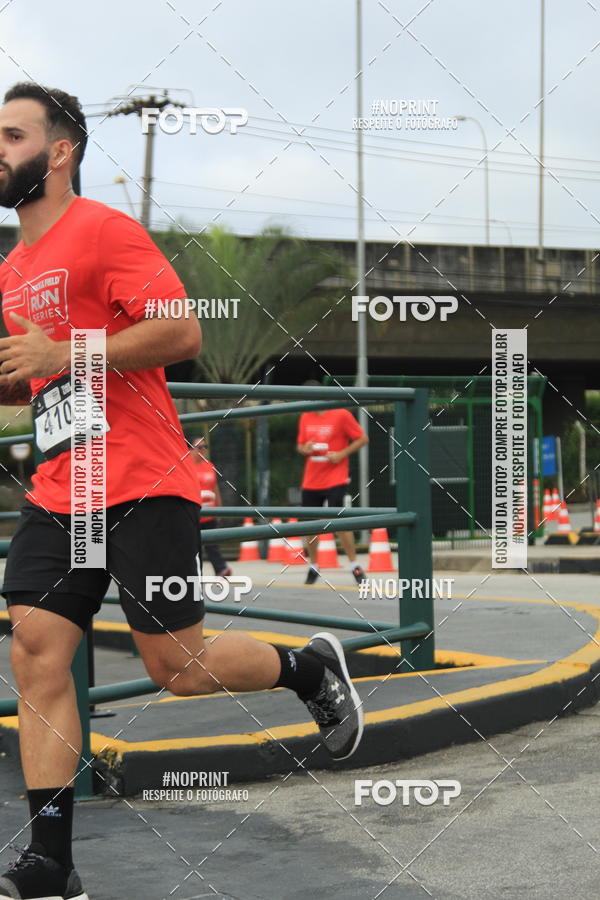 Buy your photos of the eventSantander Track & Field Run Series - Shopping Tambor on Fotop