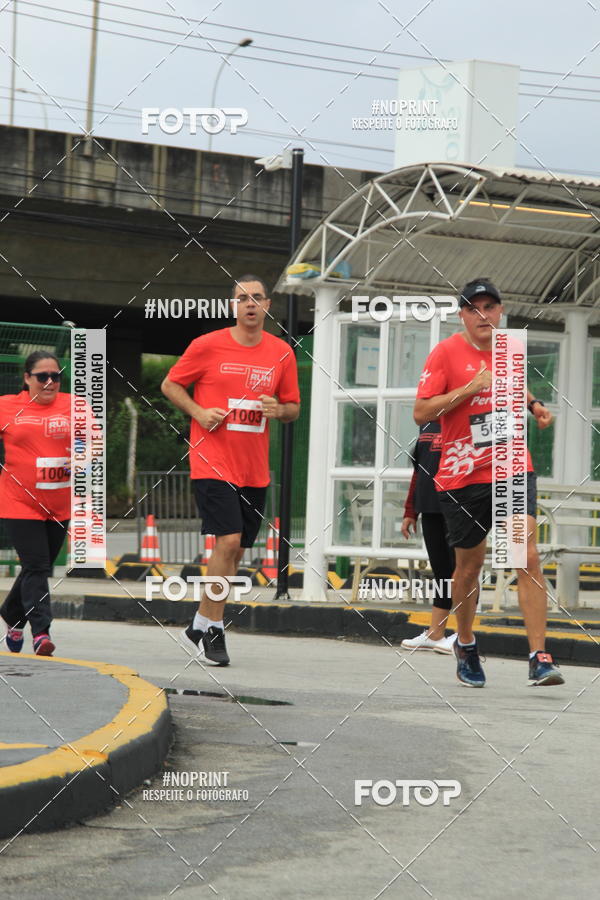 Buy your photos of the eventSantander Track & Field Run Series - Shopping Tambor on Fotop