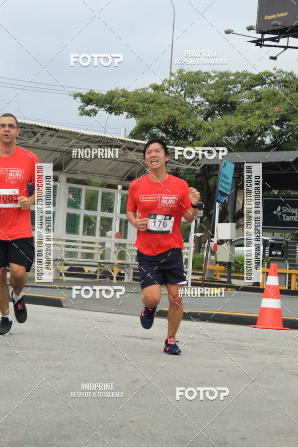 Buy your photos of the eventSantander Track & Field Run Series - Shopping Tambor on Fotop