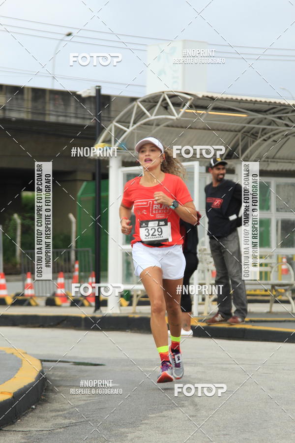 Buy your photos of the eventSantander Track & Field Run Series - Shopping Tambor on Fotop