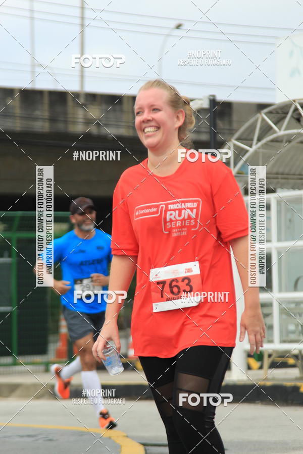 Buy your photos of the eventSantander Track & Field Run Series - Shopping Tambor on Fotop