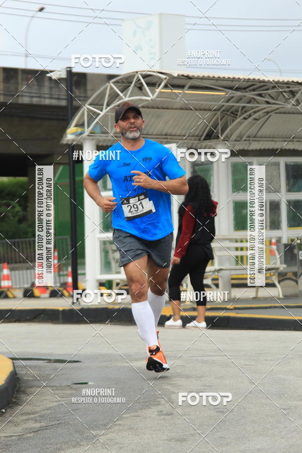 Buy your photos of the eventSantander Track & Field Run Series - Shopping Tambor on Fotop