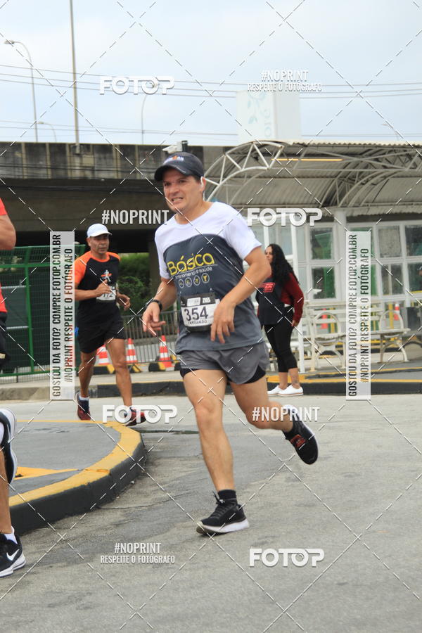 Buy your photos of the eventSantander Track & Field Run Series - Shopping Tambor on Fotop