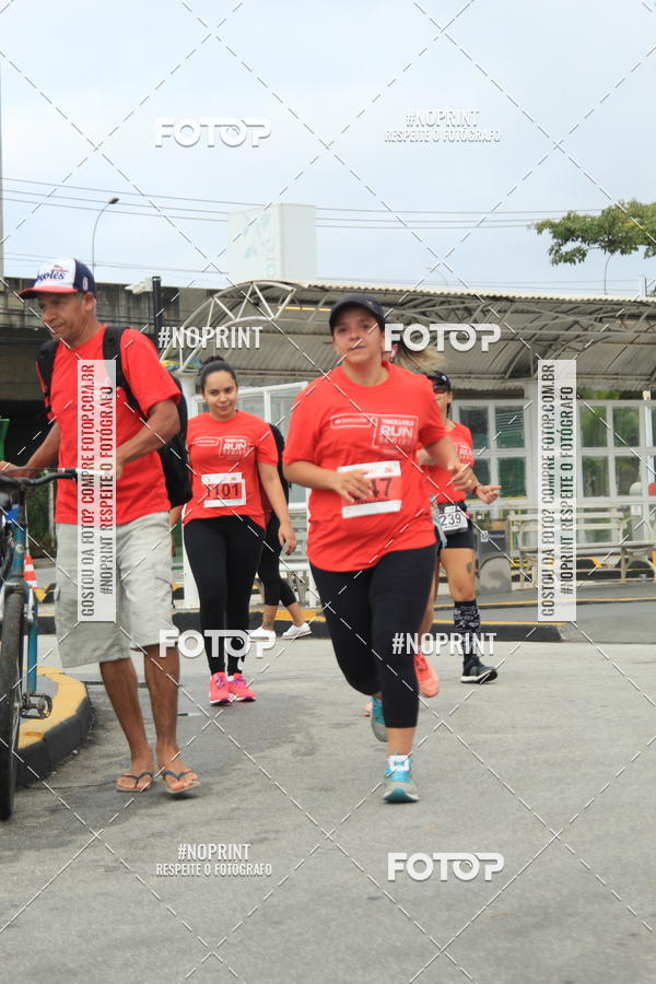Buy your photos of the eventSantander Track & Field Run Series - Shopping Tambor on Fotop