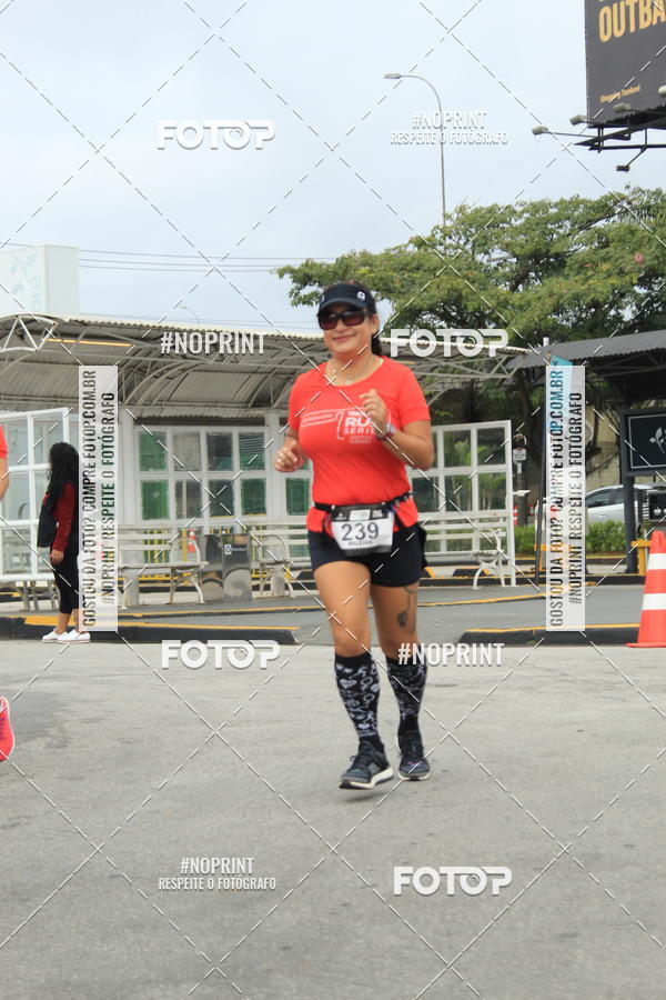 Buy your photos of the eventSantander Track & Field Run Series - Shopping Tambor on Fotop