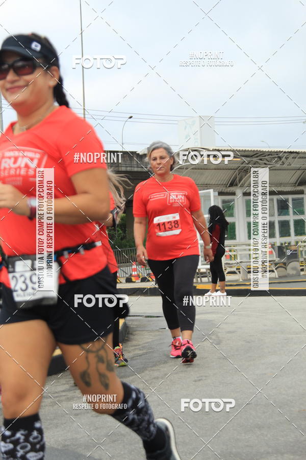 Buy your photos of the eventSantander Track & Field Run Series - Shopping Tambor on Fotop