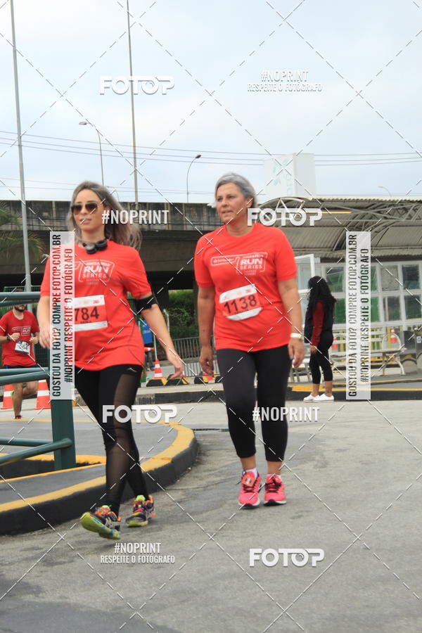 Buy your photos of the eventSantander Track & Field Run Series - Shopping Tambor on Fotop