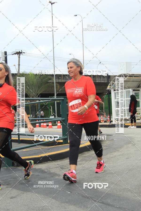 Buy your photos of the eventSantander Track & Field Run Series - Shopping Tambor on Fotop