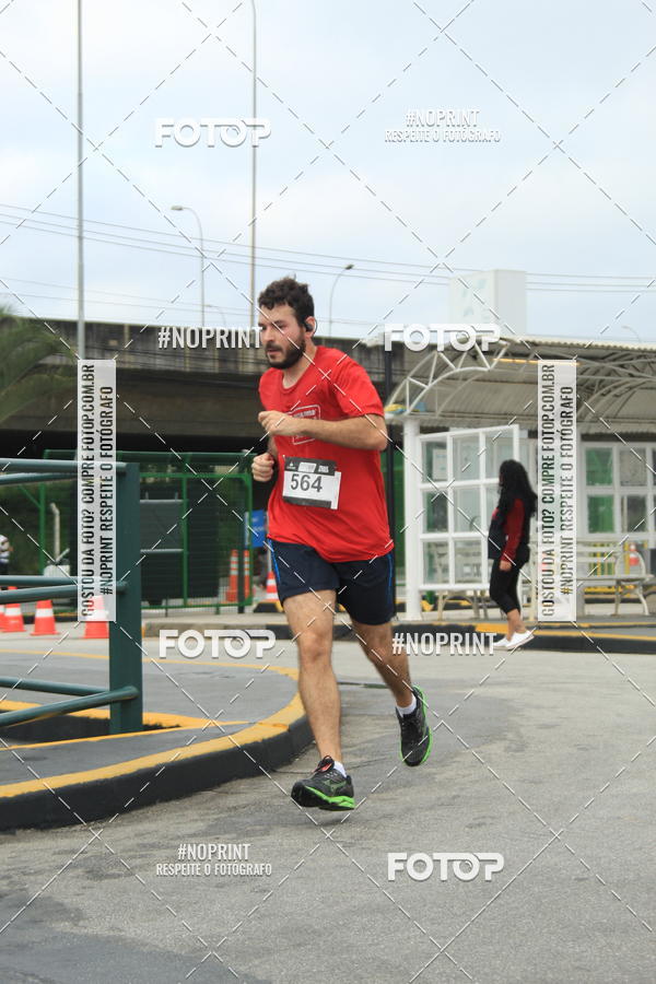 Buy your photos of the eventSantander Track & Field Run Series - Shopping Tambor on Fotop