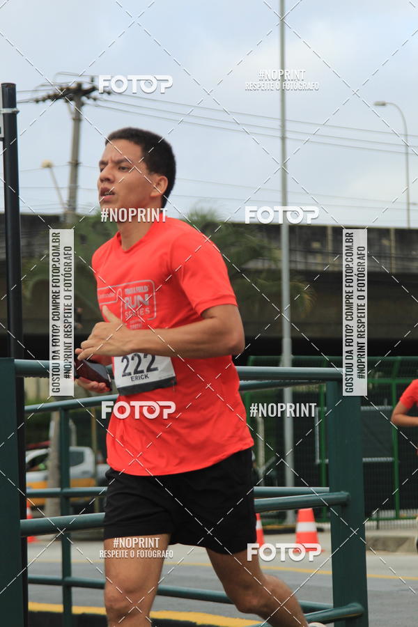 Buy your photos of the eventSantander Track & Field Run Series - Shopping Tambor on Fotop