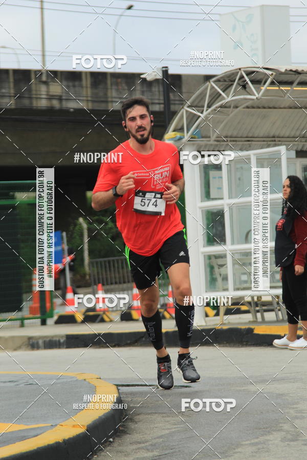 Buy your photos of the eventSantander Track & Field Run Series - Shopping Tambor on Fotop