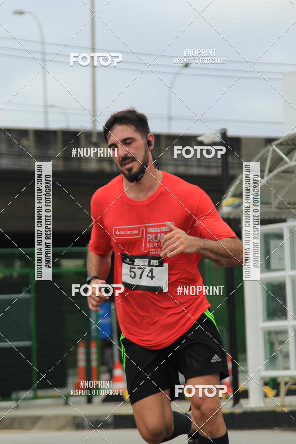 Buy your photos of the eventSantander Track & Field Run Series - Shopping Tambor on Fotop