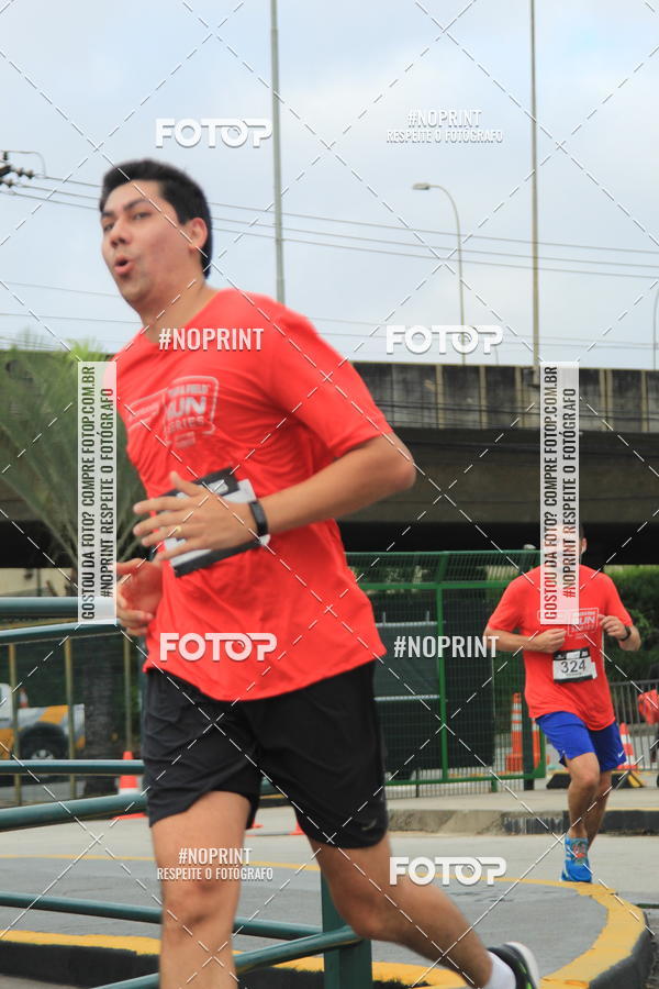 Buy your photos of the eventSantander Track & Field Run Series - Shopping Tambor on Fotop