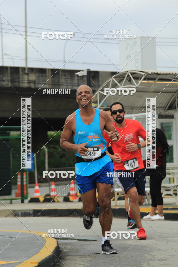 Buy your photos of the eventSantander Track & Field Run Series - Shopping Tambor on Fotop