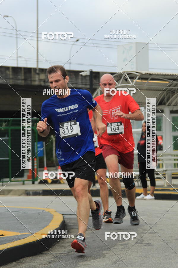 Buy your photos of the eventSantander Track & Field Run Series - Shopping Tambor on Fotop