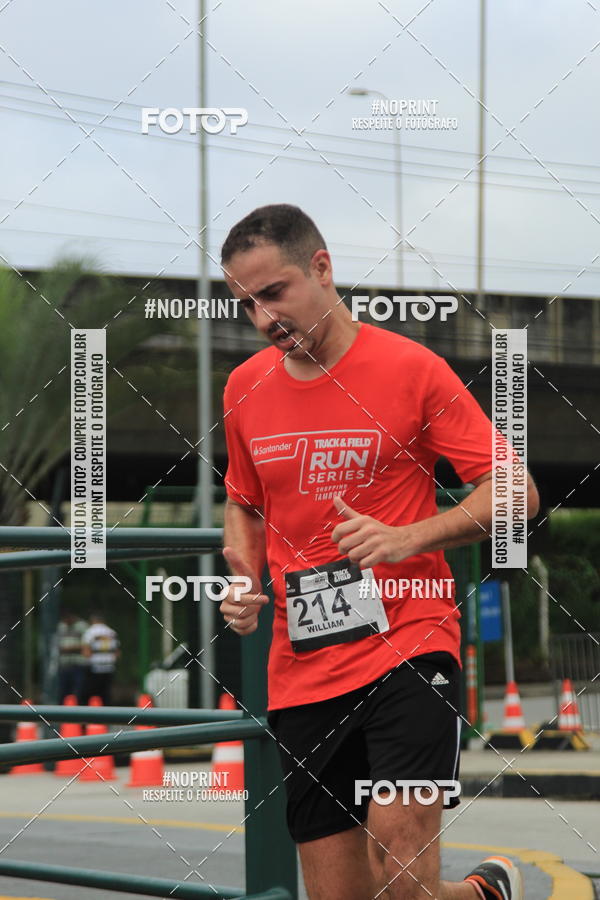 Buy your photos of the eventSantander Track & Field Run Series - Shopping Tambor on Fotop
