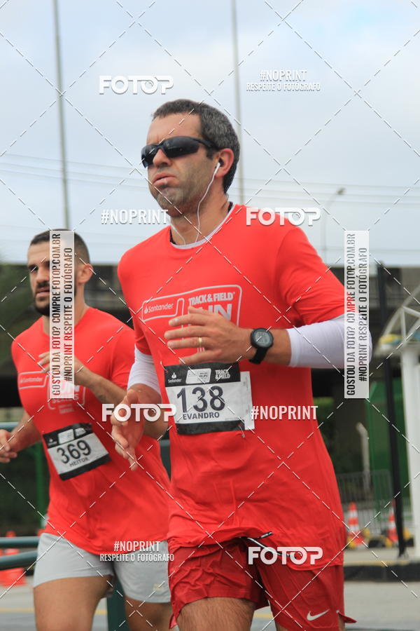 Buy your photos of the eventSantander Track & Field Run Series - Shopping Tambor on Fotop