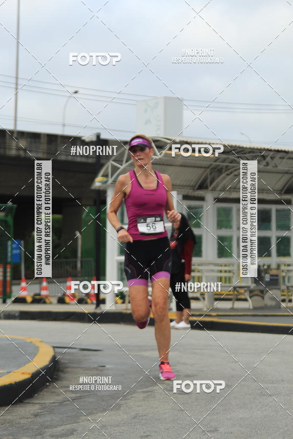 Buy your photos of the eventSantander Track & Field Run Series - Shopping Tambor on Fotop