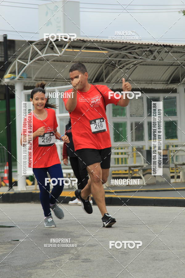 Buy your photos of the eventSantander Track & Field Run Series - Shopping Tambor on Fotop