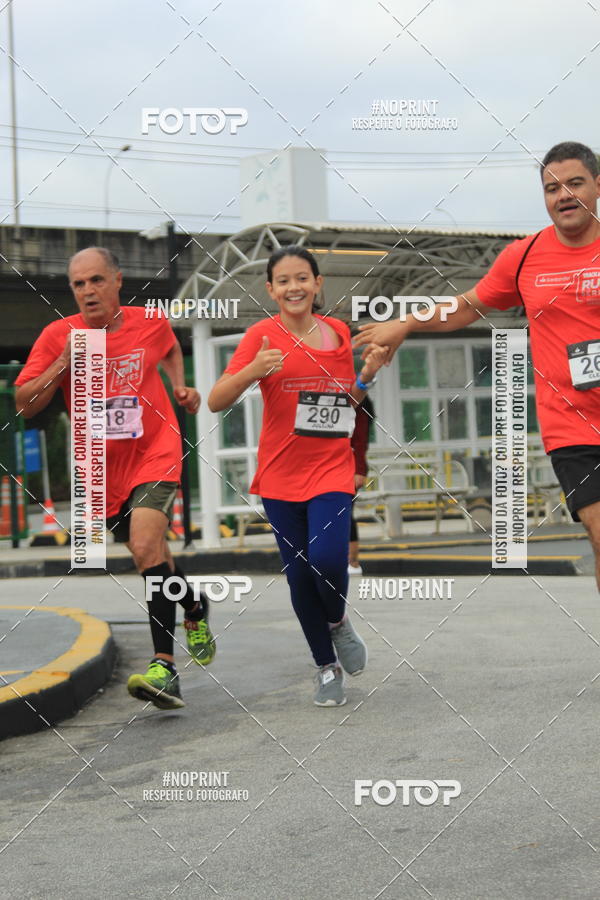 Buy your photos of the eventSantander Track & Field Run Series - Shopping Tambor on Fotop