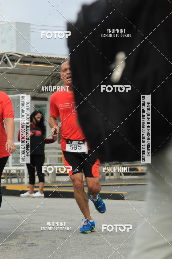 Buy your photos of the eventSantander Track & Field Run Series - Shopping Tambor on Fotop