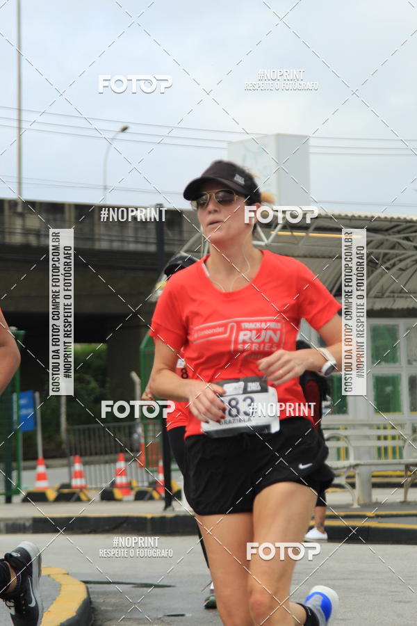 Buy your photos of the eventSantander Track & Field Run Series - Shopping Tambor on Fotop