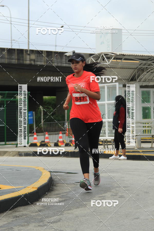 Buy your photos of the eventSantander Track & Field Run Series - Shopping Tambor on Fotop