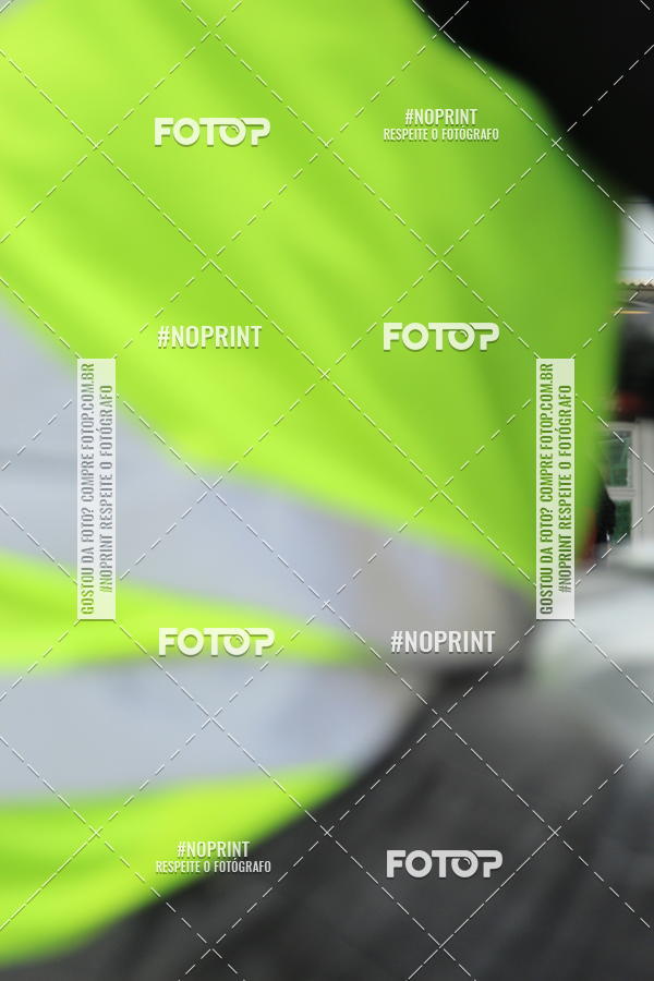 Buy your photos of the eventSantander Track & Field Run Series - Shopping Tambor on Fotop