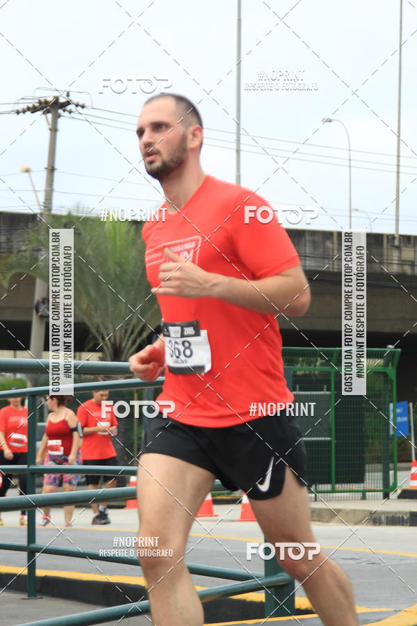 Buy your photos of the eventSantander Track & Field Run Series - Shopping Tambor on Fotop