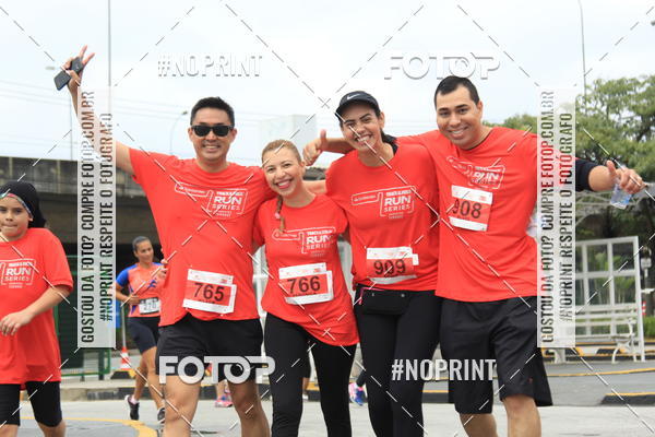 Buy your photos of the eventSantander Track & Field Run Series - Shopping Tambor on Fotop