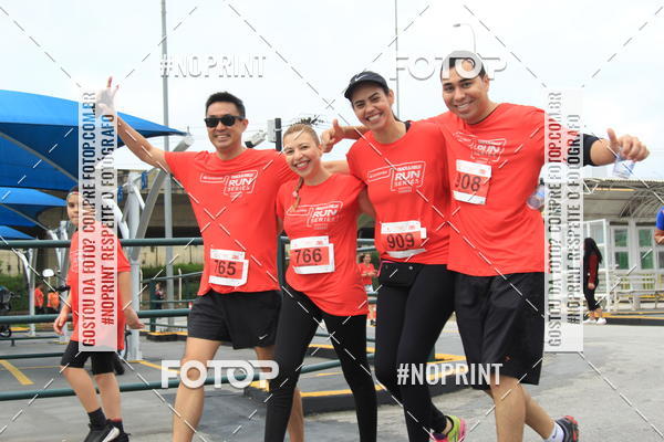 Buy your photos of the eventSantander Track & Field Run Series - Shopping Tambor on Fotop