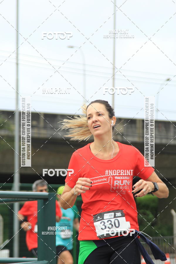 Buy your photos of the eventSantander Track & Field Run Series - Shopping Tambor on Fotop