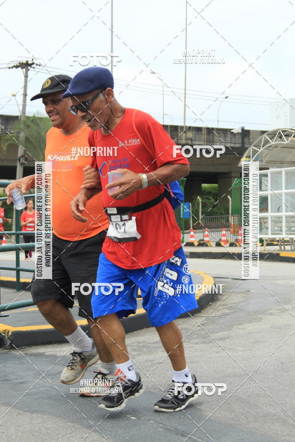 Buy your photos of the eventSantander Track & Field Run Series - Shopping Tambor on Fotop