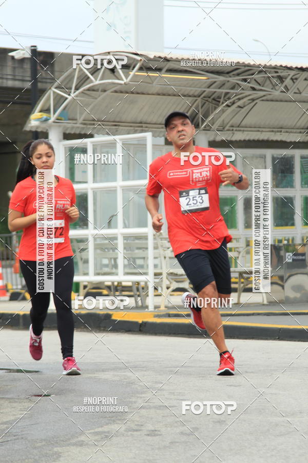 Buy your photos of the eventSantander Track & Field Run Series - Shopping Tambor on Fotop