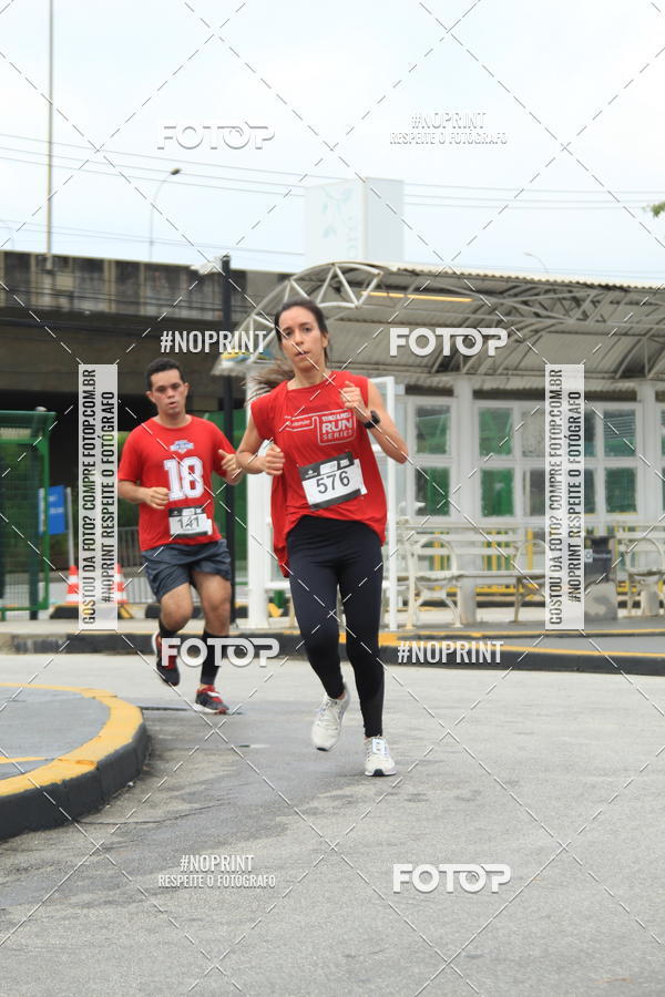 Buy your photos of the eventSantander Track & Field Run Series - Shopping Tambor on Fotop