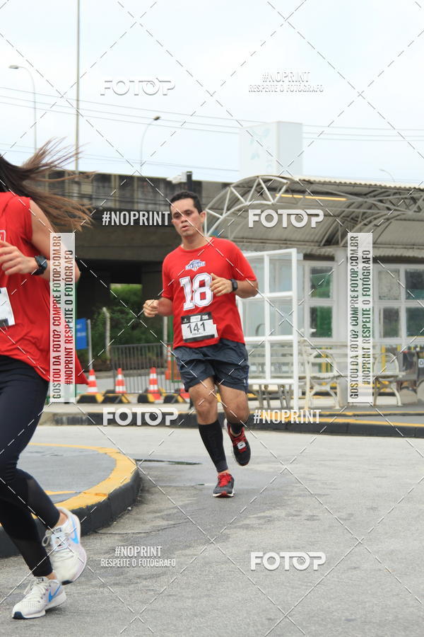 Buy your photos of the eventSantander Track & Field Run Series - Shopping Tambor on Fotop